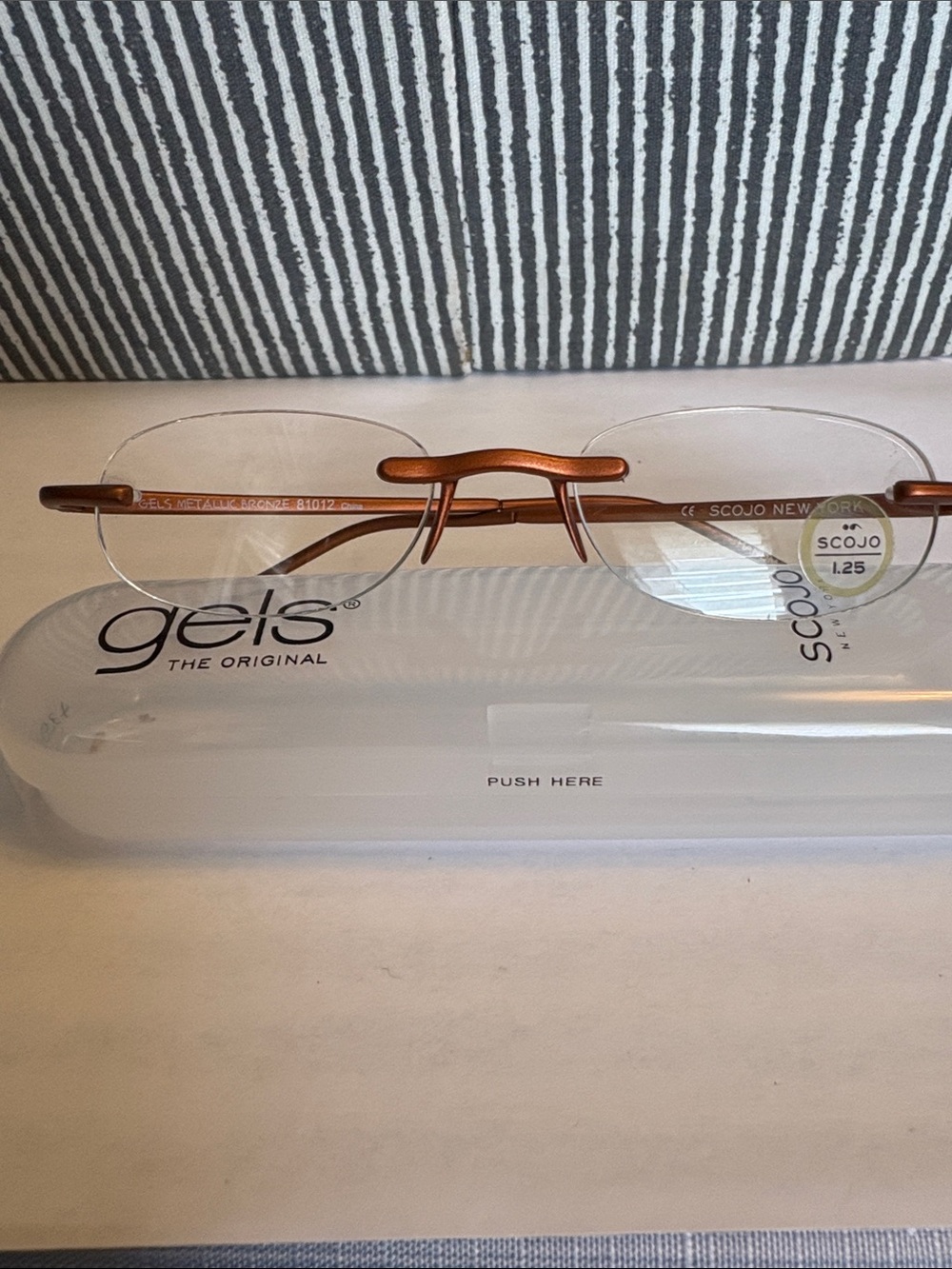 Scojo New York Rimless Reading Glasses in Copper